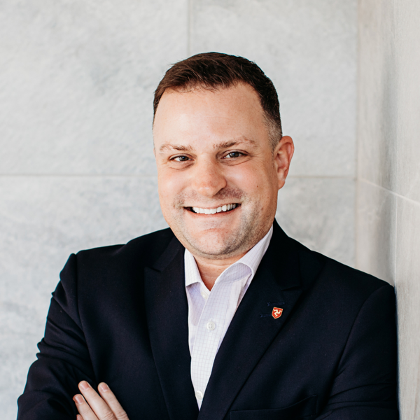 Headshot of CHRIS REILLY