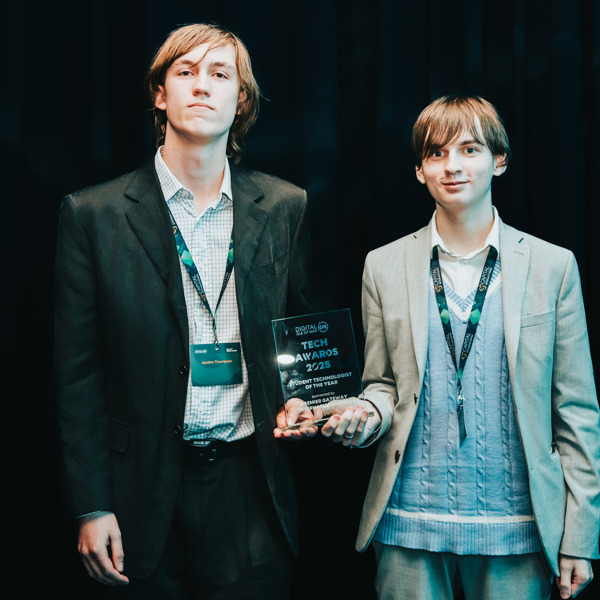 Headshot of DAGAN HARRIS & JAYDEN THOMPSON